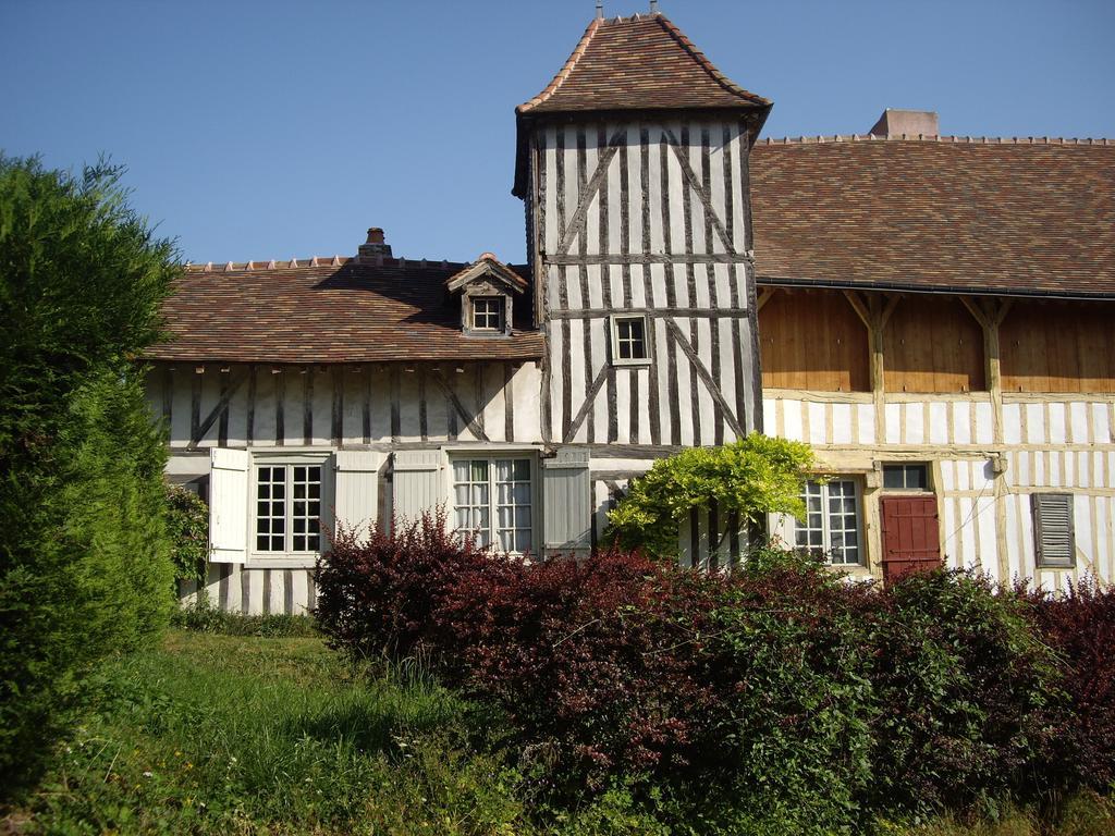 Meuble De Tourisme Le Gilliard Villa Chavanges Værelse billede